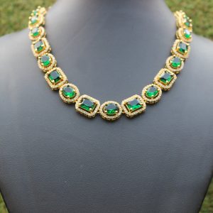 Green And Golden Necklace Design – 13